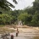 Image: Heavy Rain Causes Landslides on Multiple Roads in Northern Thai Nguyen