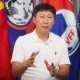 Image: Kim Sang-sik Discusses Strategies for Vietnam National Team