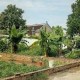 Image: Land Prices Plummet: Some Areas See 75% Drop in Six Months