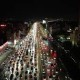Image: Traffic Jam on Vinh Tuy Bridge Due to Heavy Rain