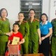 Image: Mid-Autumn Festival Gifts Distributed to Children in Hưng Nguyên