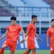 Image: Nguyen Dinh Bac and Xuan Son Energize Vietnam National Team Training