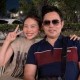 Image: Quang Le Gifts 200 Million VND to Phuong My Chi
