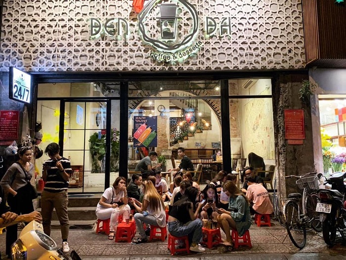 ‘All night’ forget melancholy at the cafes open 24/7 in Saigon