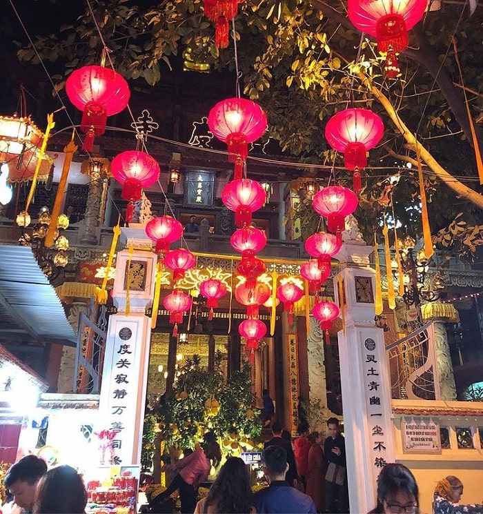 Come spring, do not forget the Hai Phong Red Pagoda ceremony