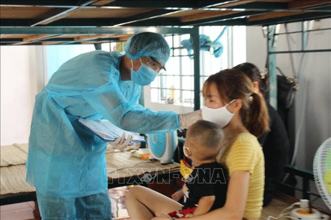 Hanoi starts issuing chip-based ID cards