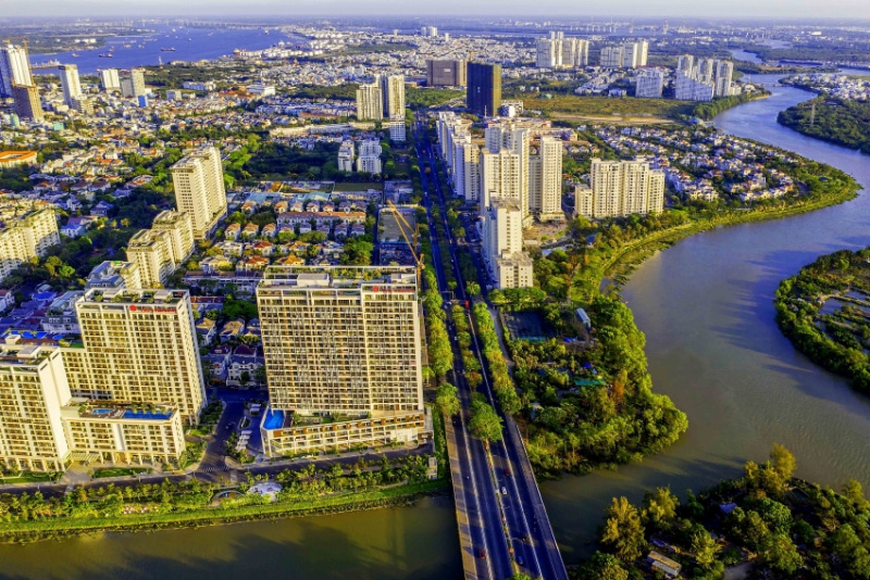 Ho Chi Minh City puts priority on high rise building along metro lines