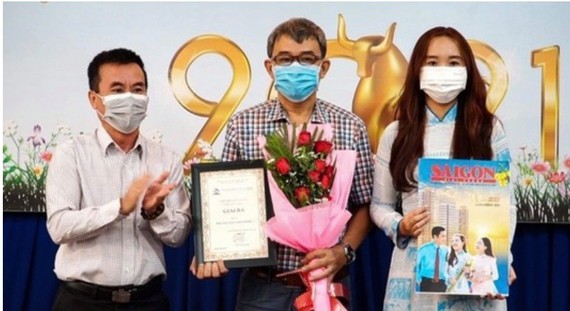 SGGP Newspaper receives third prize of beautiful spring publication’s cover