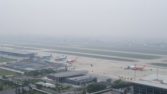 Flights can’t land at Noi Bai Aiport due to fog