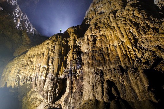 Tourism on track in the world's largest cave: AFP