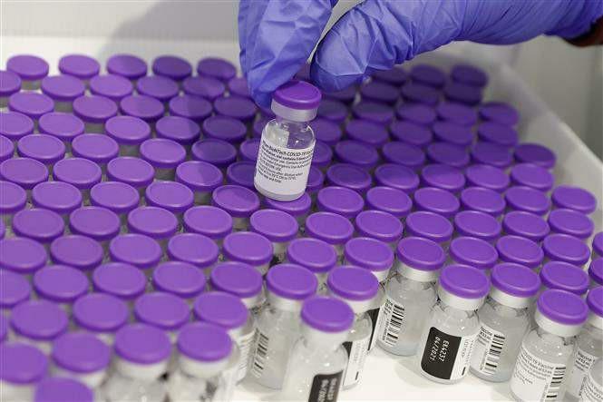 UK donates 1 billion USD to help poor countries access COVID-19 vaccine