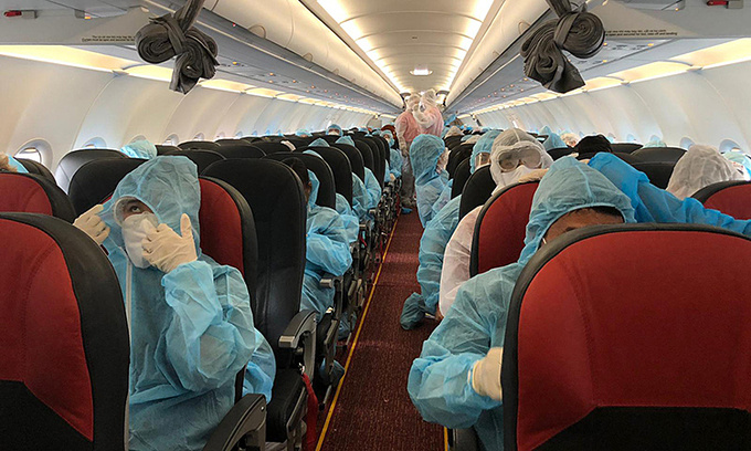 Vietnam suspends inbound flights from Covid-19 variant hosts