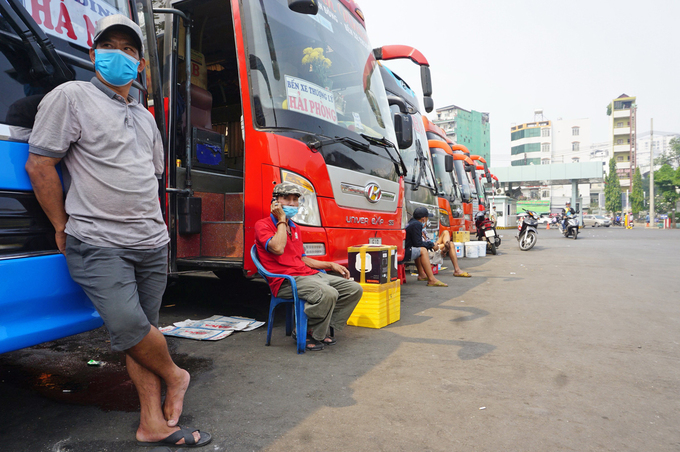 Bus stations, train stations in Saigon dumbfounded
