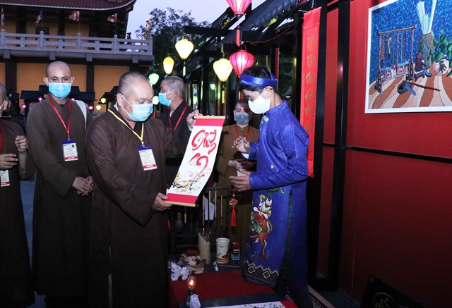 Calligraphy fest at Việt Nam Quốc Tự Pagoda