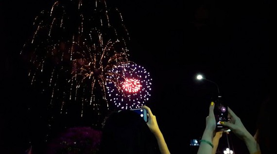 Mekong Delta provinces cancel Tet fireworks shows because of pandemic