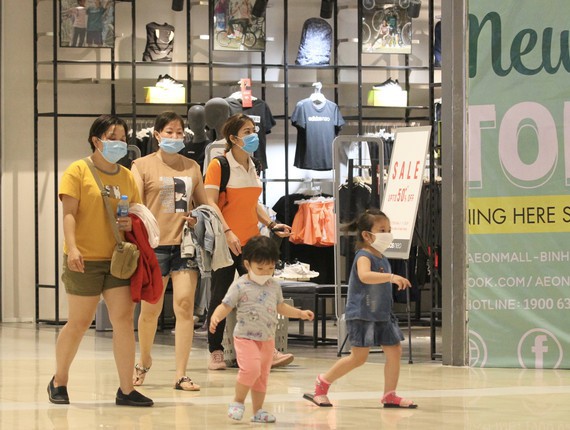 HCMC imposes harsh punishment for not wearing facemasks in public places