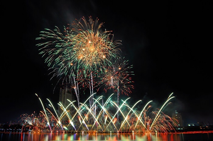 Note immediately the 2021 Lunar New Year fireworks in Da Nang