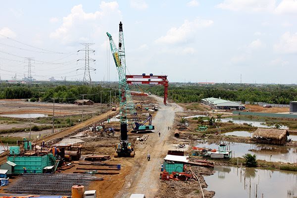 HCMC plans to turn five suburban districts into urban districts, cities