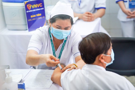 HCMC proposes to purchase additional 5 million doses of Covid-19 vaccines