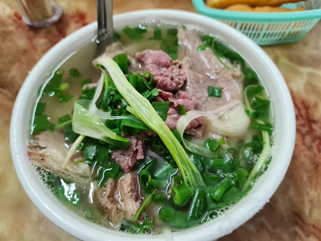 Phở ranks 2nd of 20 best soups in the world by CNN