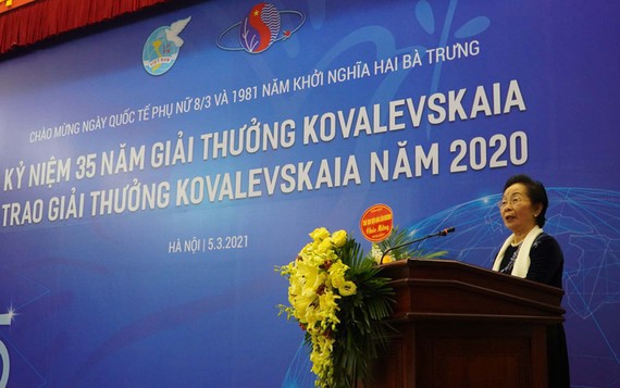 Female lecturer, scientists win Kovalevskaya Award 2020