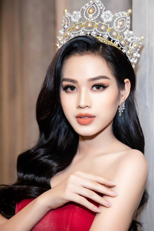 Vietnamese beauty queen to compete at Miss World 2021 this December