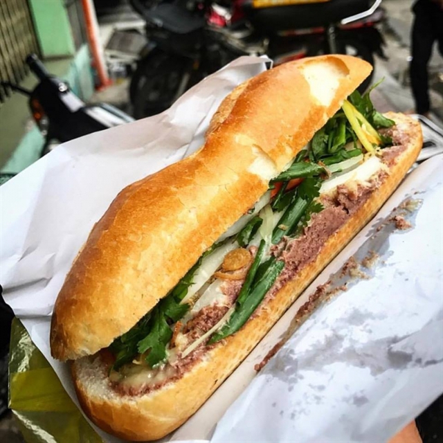 Vietnamese street food popular on Instagram