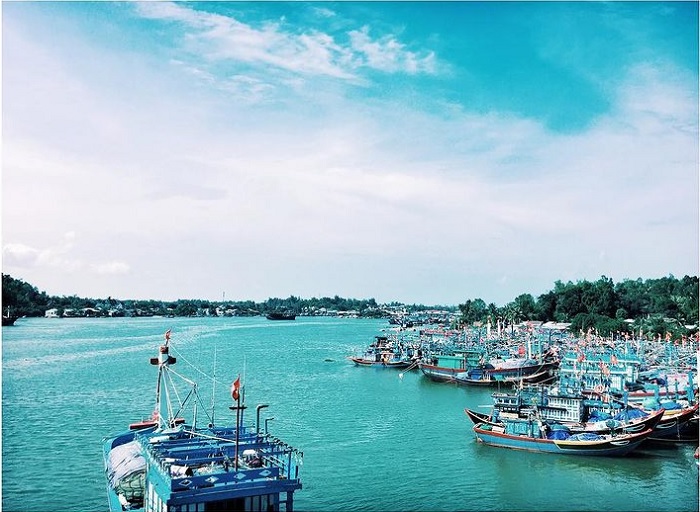 Dung Quat Bay – ‘the sleeping princess’ of Quang Ngai