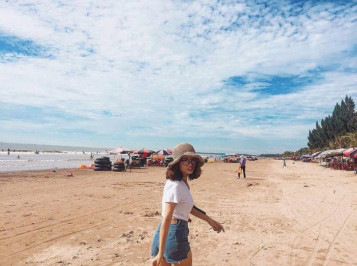 Experience sea tourism in Hai Tien, Thanh Hoa