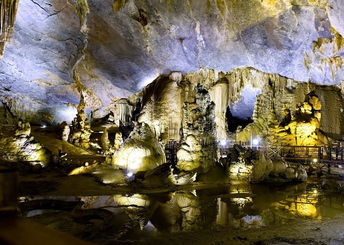 Explore the ‘Northwest first cave’ ‘Pu Sam Cap Lai Chau