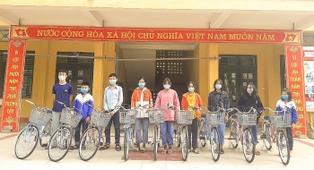 Ho Chi Minh City starts piloting public bicycles