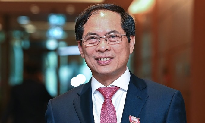 New Vietnamese Foreign Minister highlights four priorities for next five years video