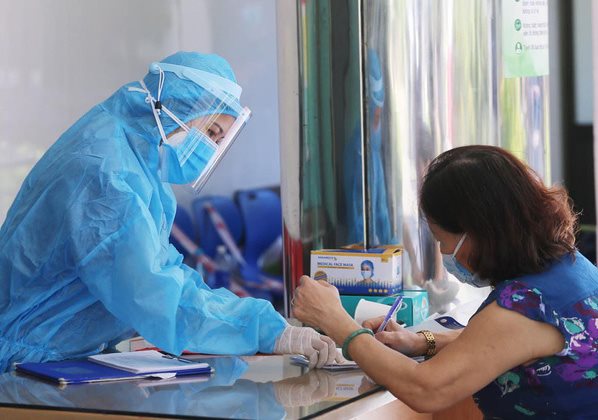 Sixteen new cases send Vietnam’s Covid-19 tally to 2,733