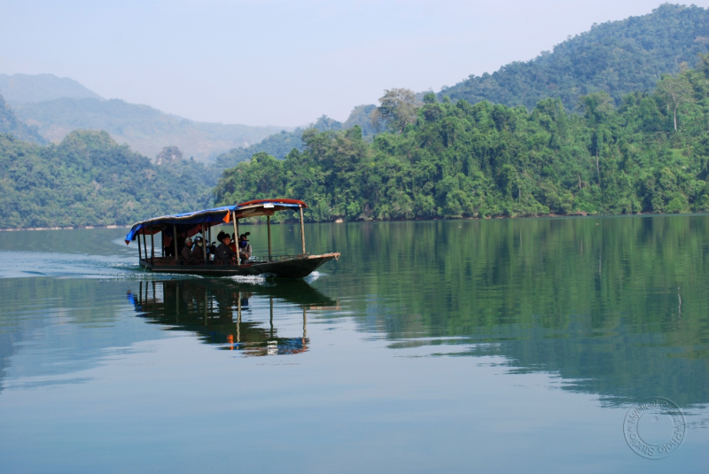Journey to the Magical Lakes of Vietnam: Where Legends Reflect in Azure Waters