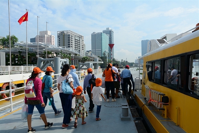 Travel operators, tourist attractions tighten COVID-19 measures