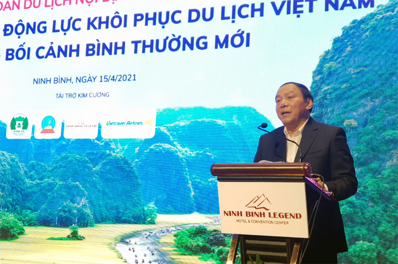 Minister Nguyen Van Hung: Vietnam tourism misses an important 'battle'