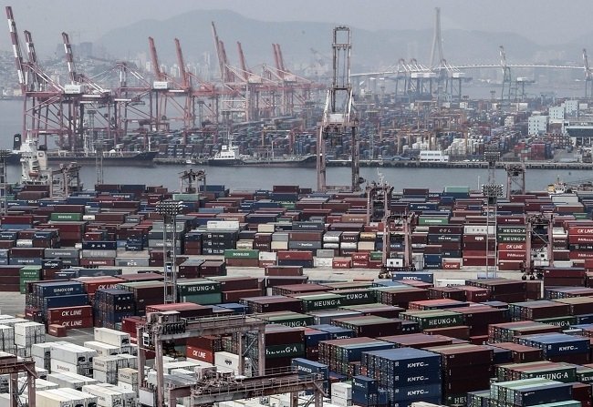 ROK's export keeps growing for 5th month in March