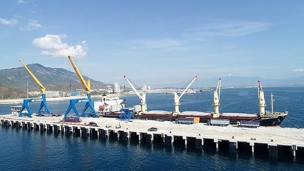 Khanh Hoa seek PM s backing for two liquefied natural gas projects