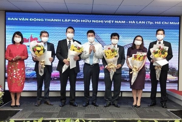 Committee for establishment of Vietnam-Netherlands Friendship Association in HCMC introduced
