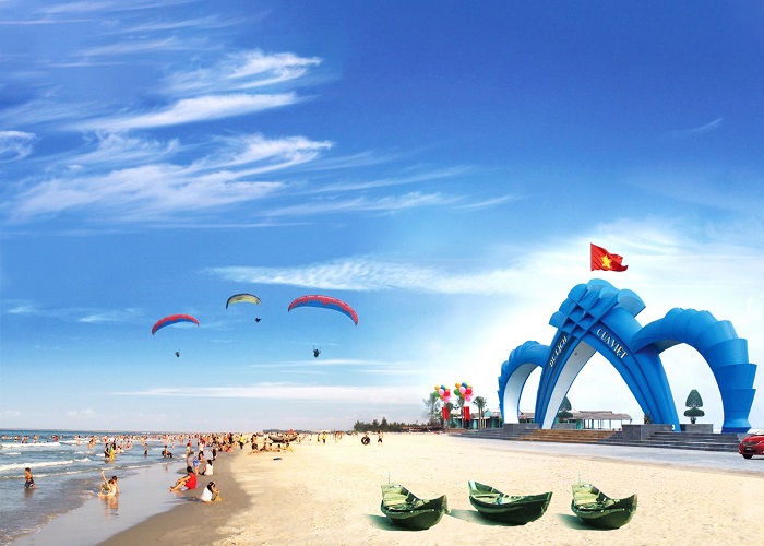 Cua Viet Quang Tri beach tourism delight in bathing and playing