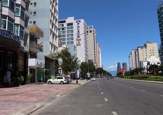 Customers rush to cancel tours to Danang