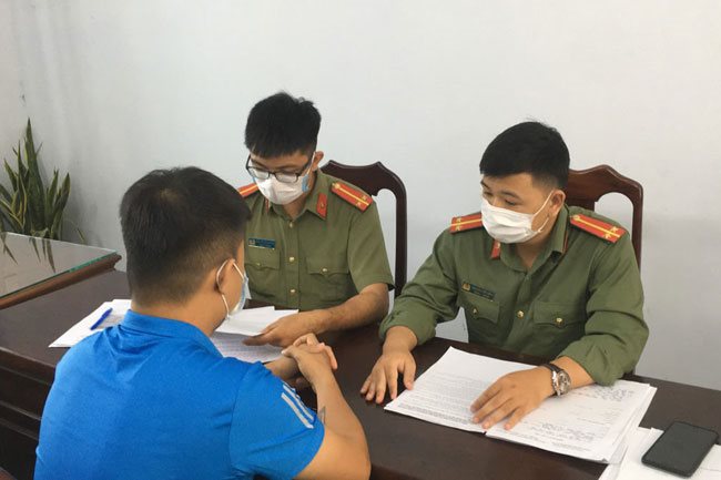 Danang to slap harsh fines on those spreading false Covid-19 information