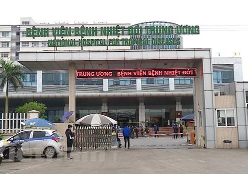 Frontline hospital stops receiving inpatients after doctor tests positive for Covid-19