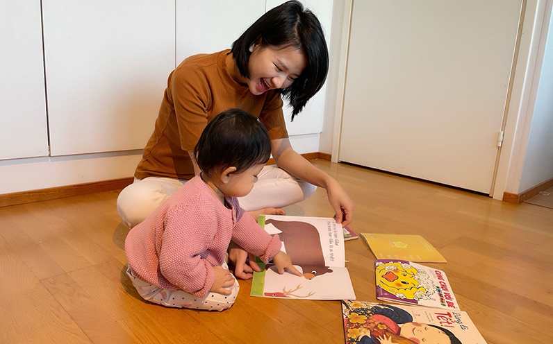 Foreign authors debut Vietnamese picture book The Lost Sandal