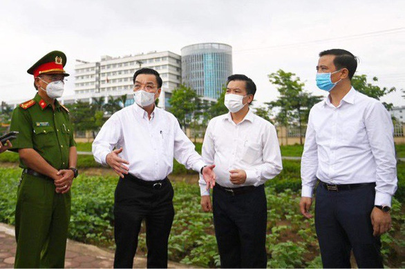 Hanoi urges residents to curb unnecessary travels in wake of COVID-19 resurgence