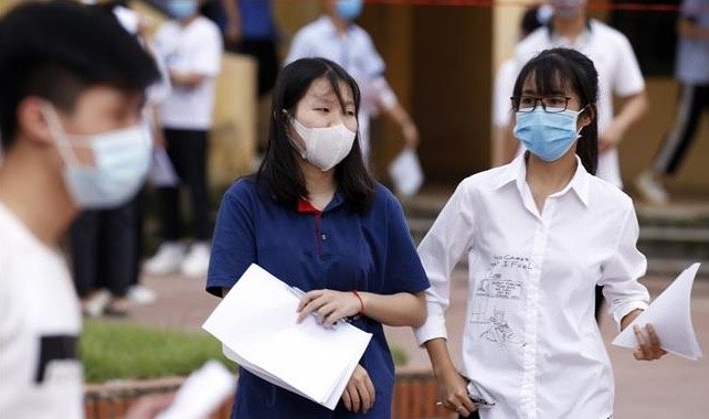 Localities urged to ensure completion of school year and high school graduation exam as planned
