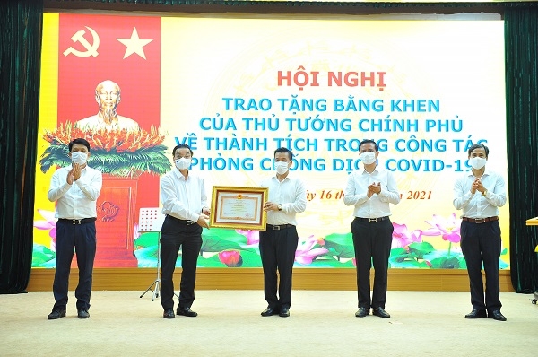 Three layer quarantine model in Dong Anh district wins praises and awards