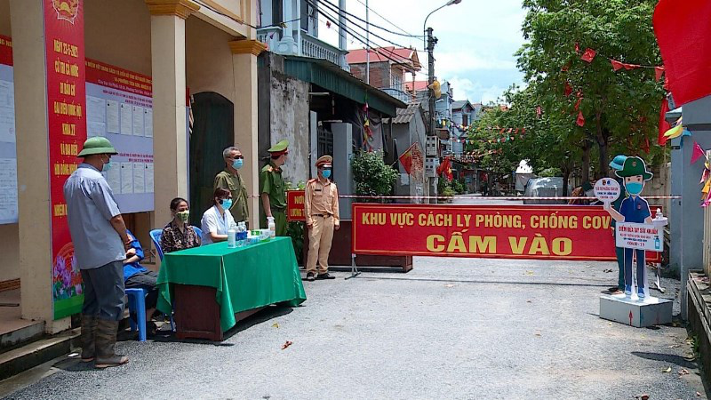 Vinh Phuc ends social distancing Bac Giang quarantines 3 more districts