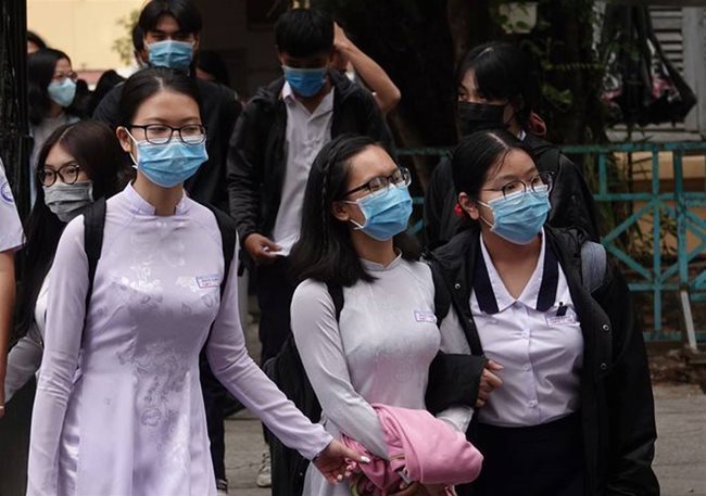 Schools stop in-person classes, told to adopt anti-virus measures