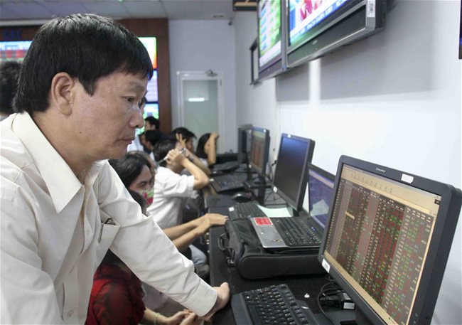 Selloff pressure ends VN-Index’s winning streak